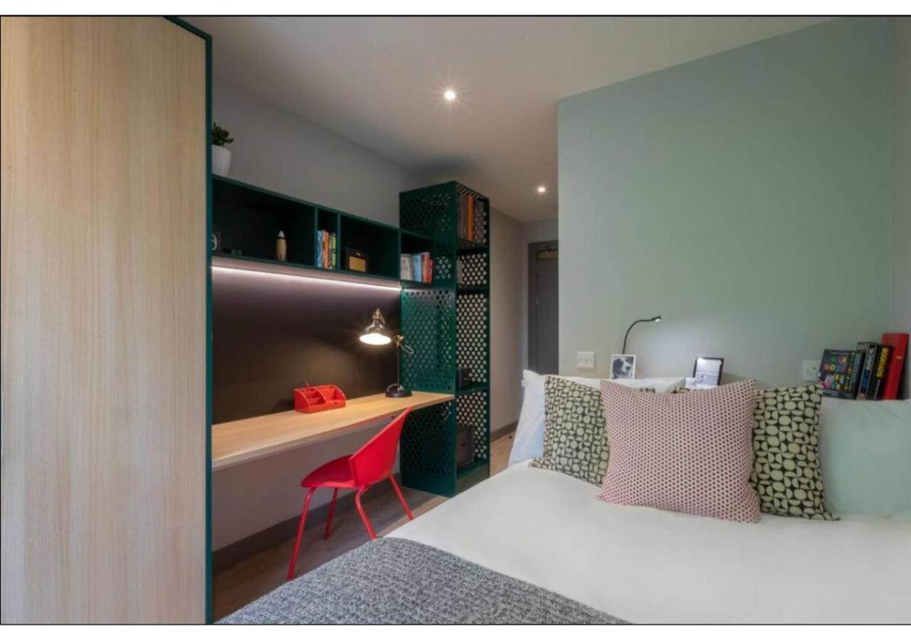 Ferienwohnung Joivy Affordable Dublin Thomas Street - Adults Only Exterior foto